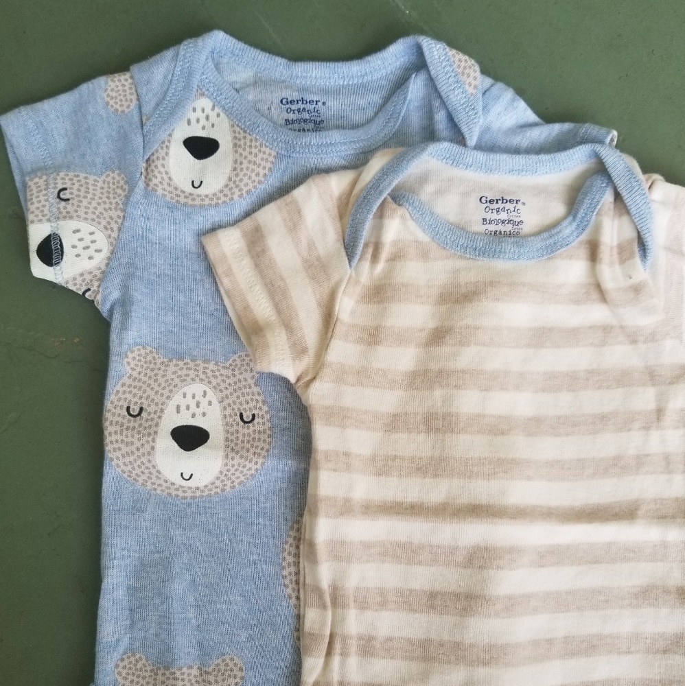 ❌SOLD❌NWOT Gerber Organics 0-3M